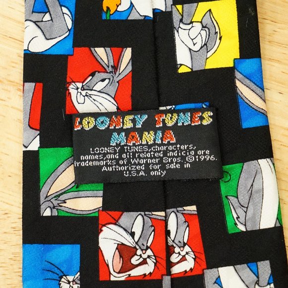 Looney Tunes Mania Bugs Bunny Silk Tie Cartoon Character Clean & Crisp - Picture 3 of 3